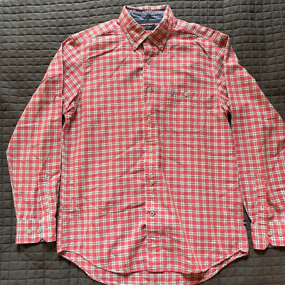 Nautica - Casual Button Down Shirt - Men's Medium - Classic Fit